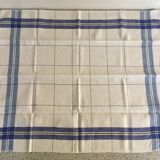 4 red and blue mixed tea towels