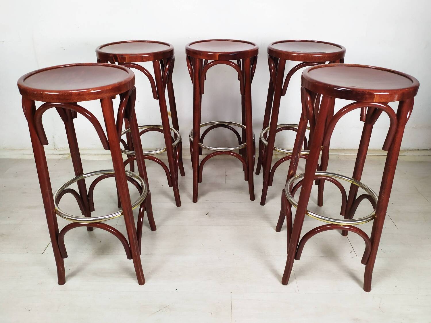 5 bistro stools