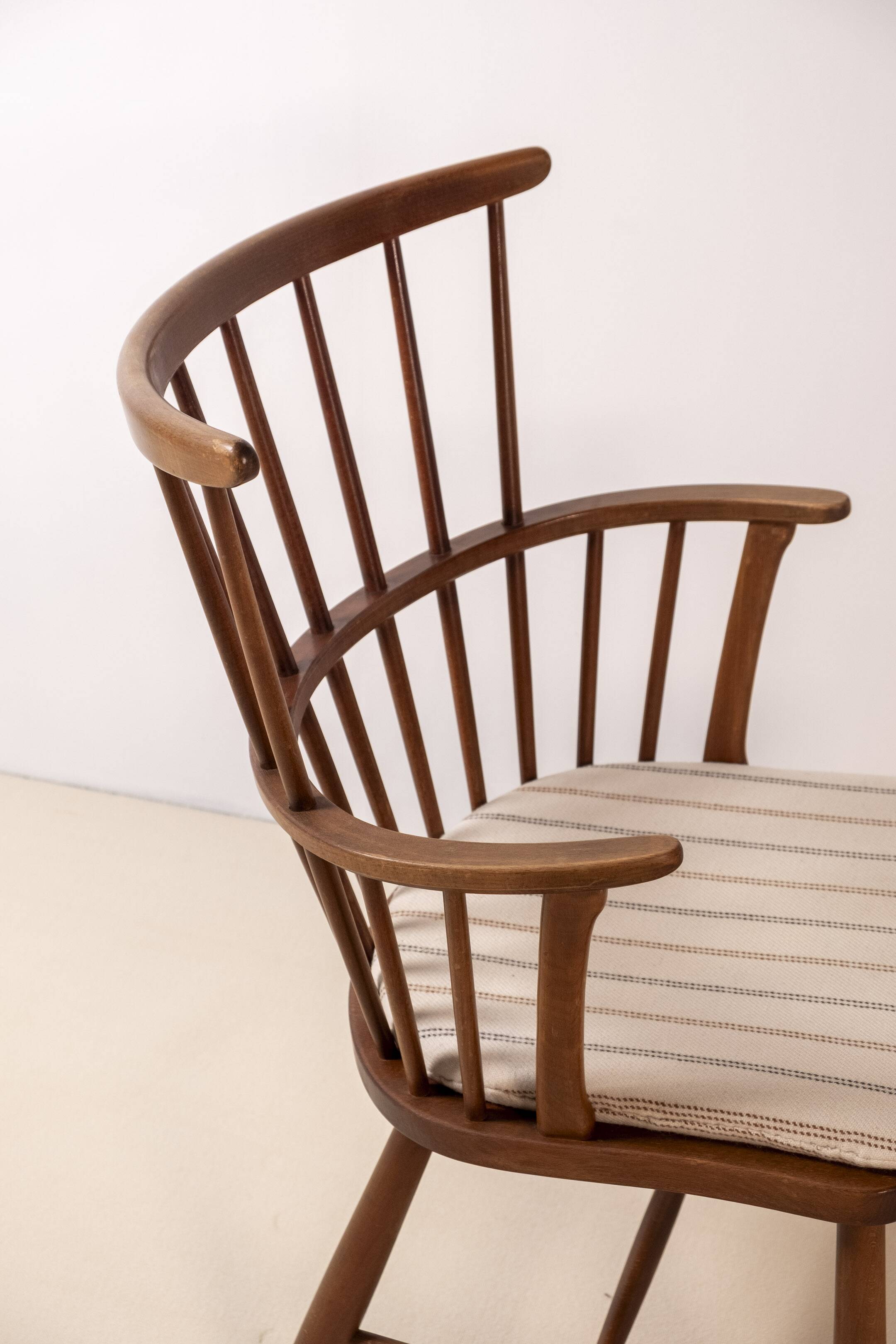 Chaise Windsor Ove Boldt modèle 1638, Fritz Hansen années 1940