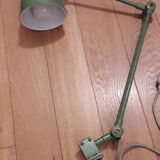 Workshop 2 articulated lamp arms