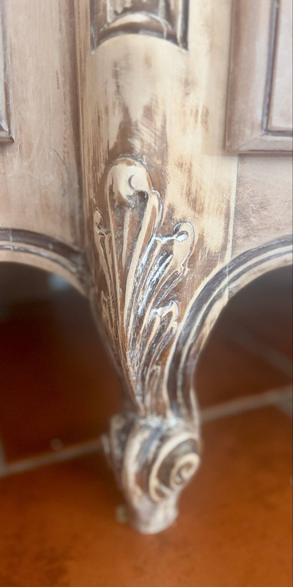 Antique grand buffet in solid oak – Louis XV style – Bleached wood –