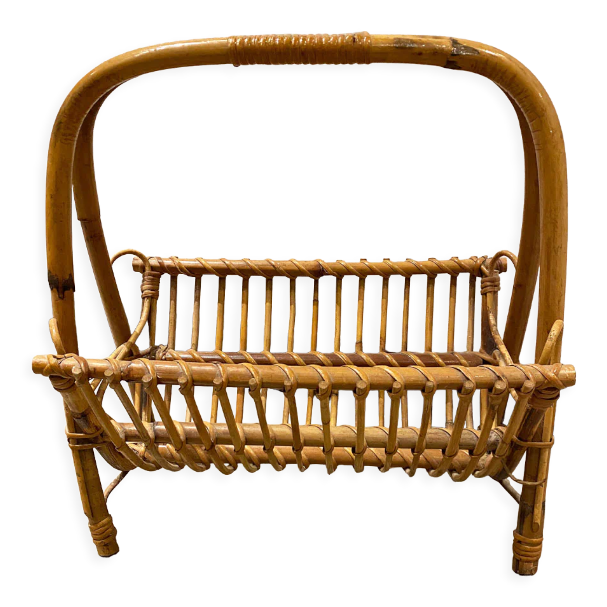 Rattan magazine holder