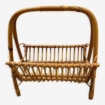 Rattan magazine holder