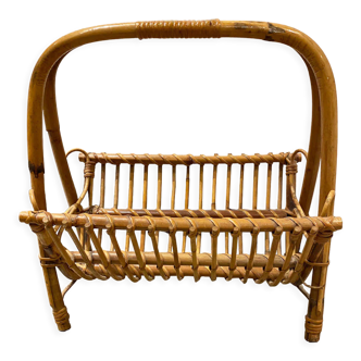 Rattan magazine holder