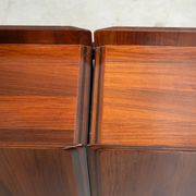 Rares cabinets latéraux en bois de rose Afra Tobia Scarpa pour Maxalto