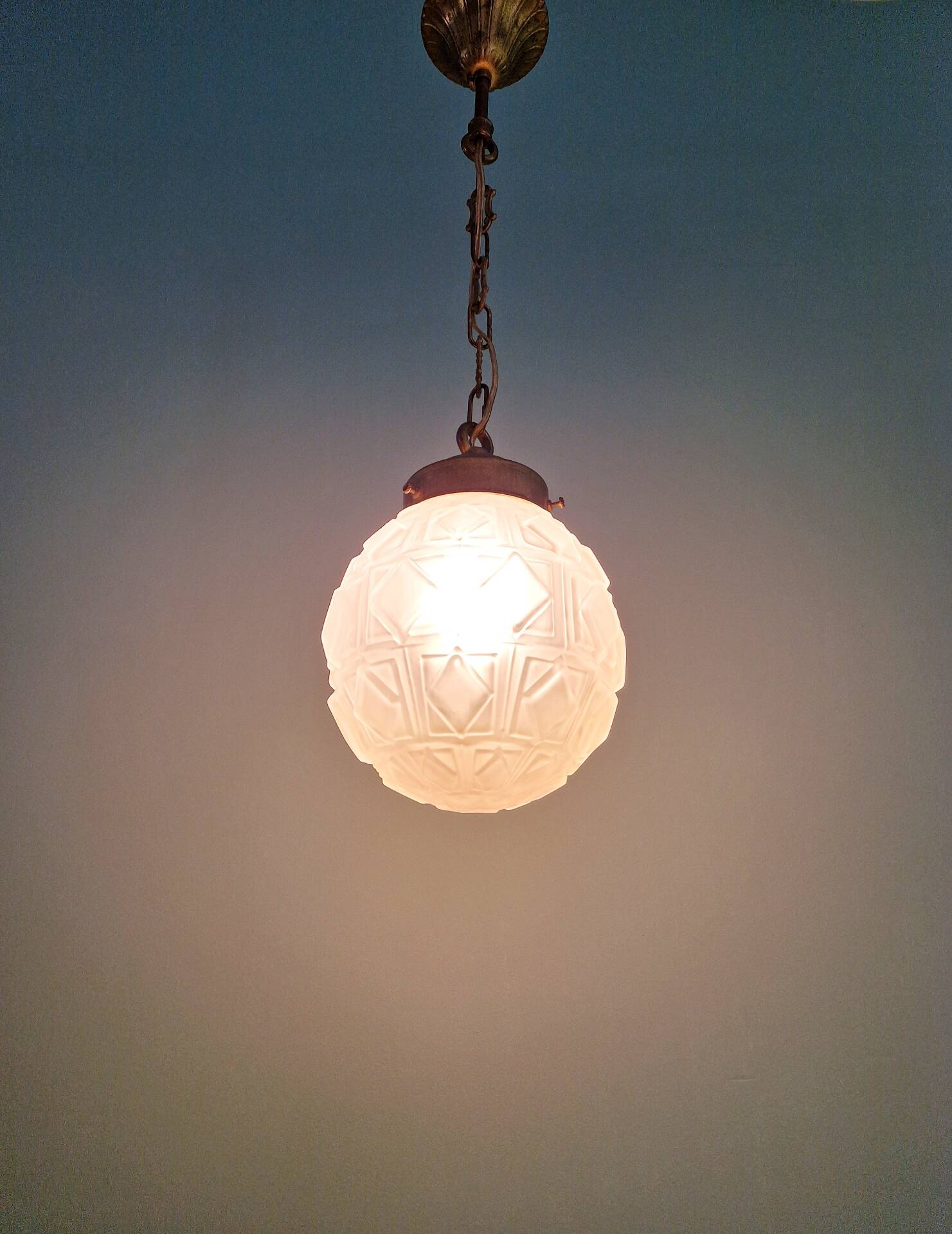 Art Deco suspension in frosted pressed glass, 1930s