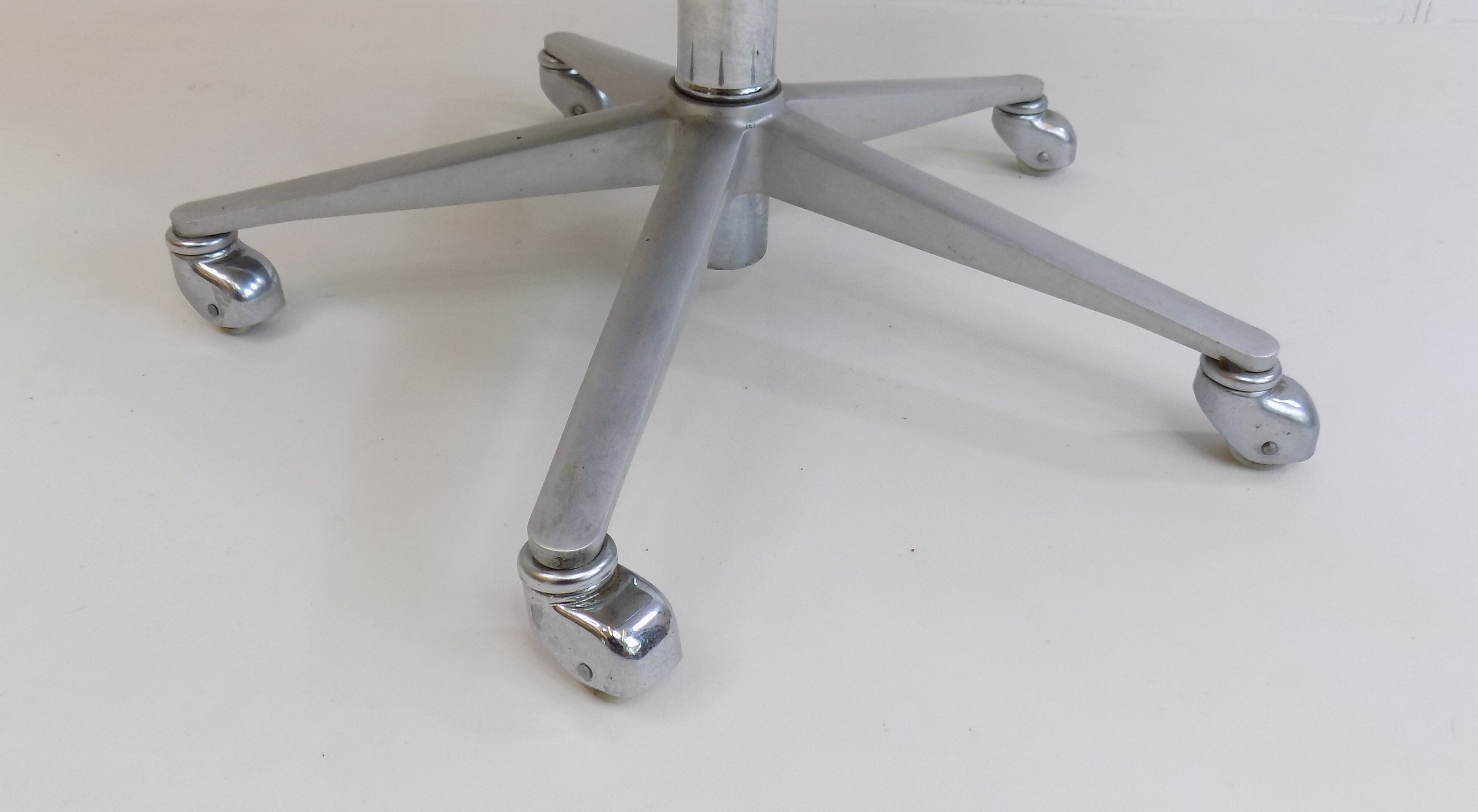 Wilkhahn Delta 2000 leather office chair by Delta Design