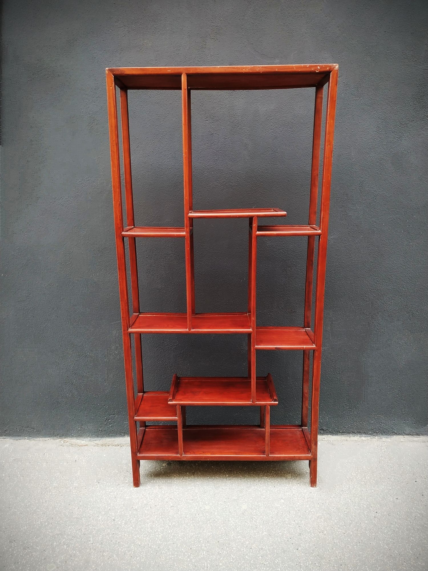Asymmetrical shelf 1960