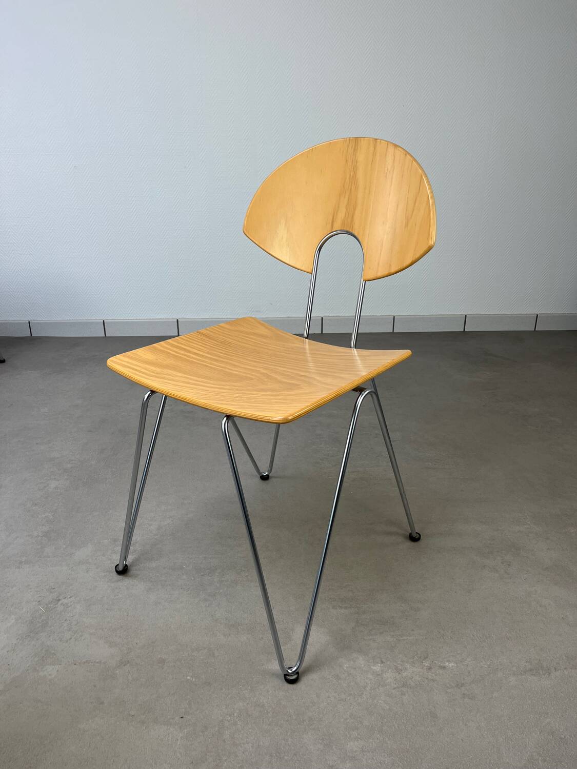 6 Mikado chairs 1800, stackable, design by Walter Leeman for Kusck&co.
