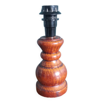 Lampe, pied en bois tourné