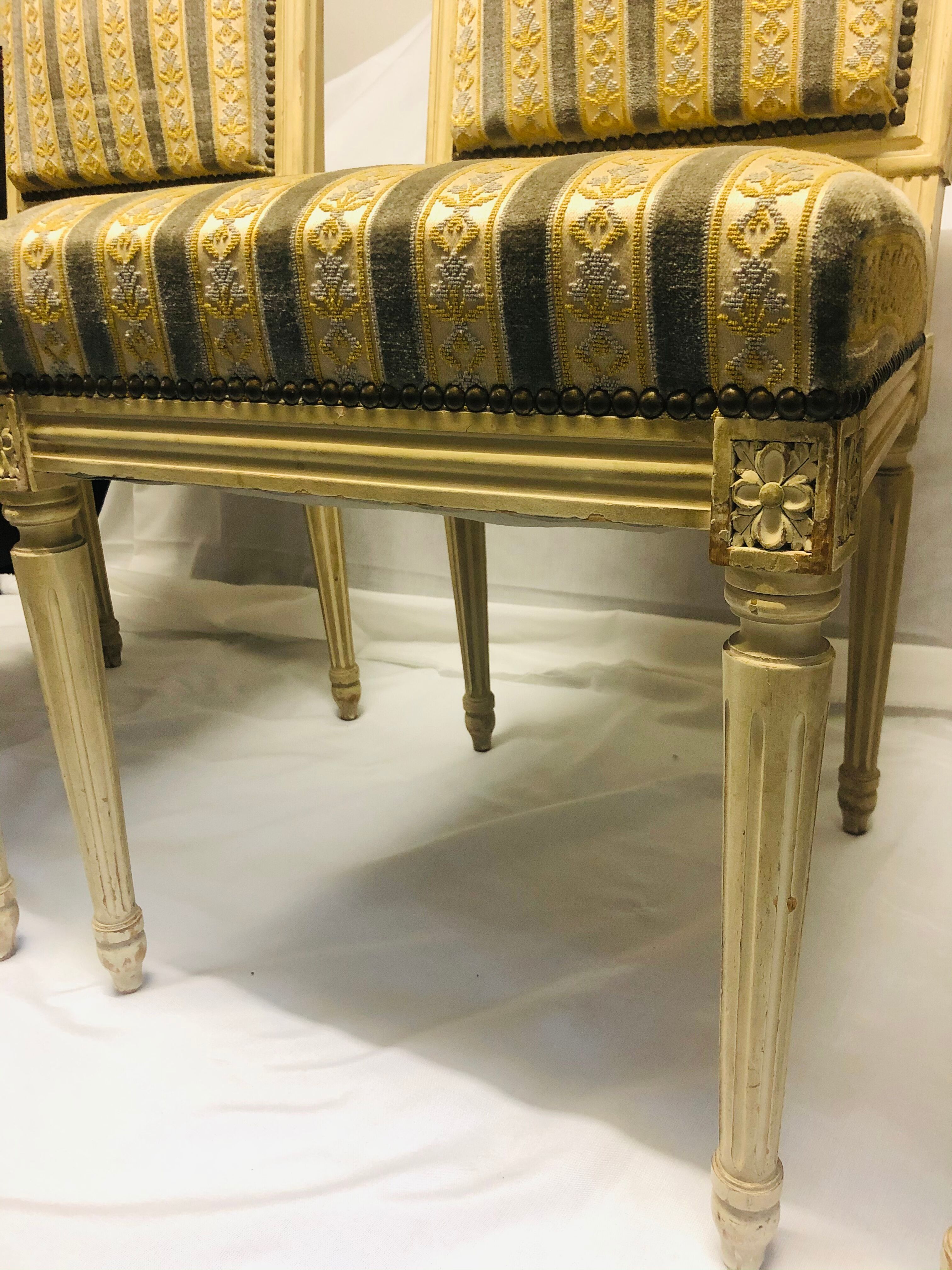 Suite of 4 Louis XVI-style chairs