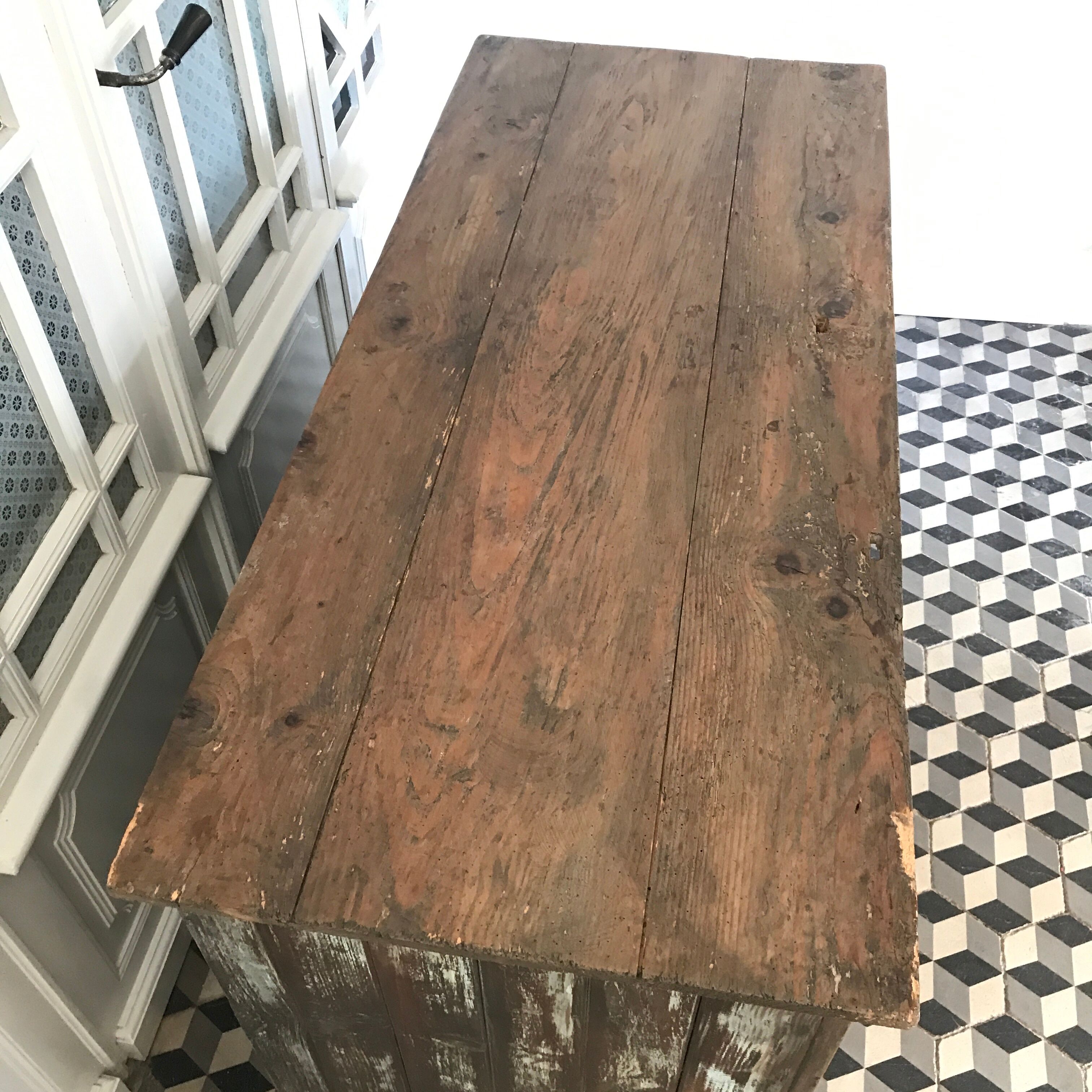 Meuble de métier quincaillerie