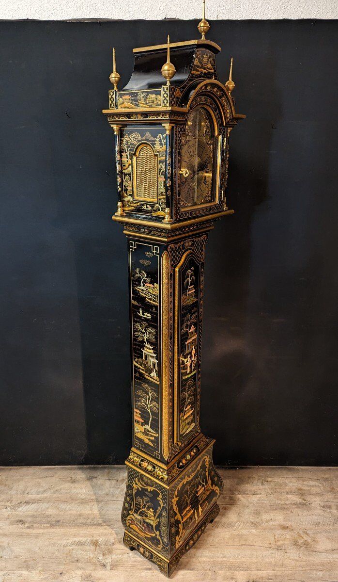 Comtoise clock of asian parquet
