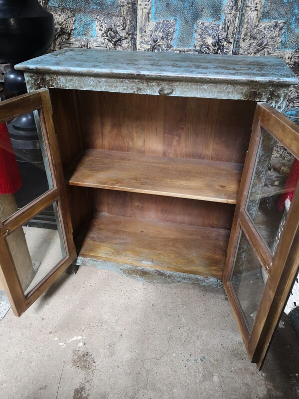 Meuble vitrine en bois exotique