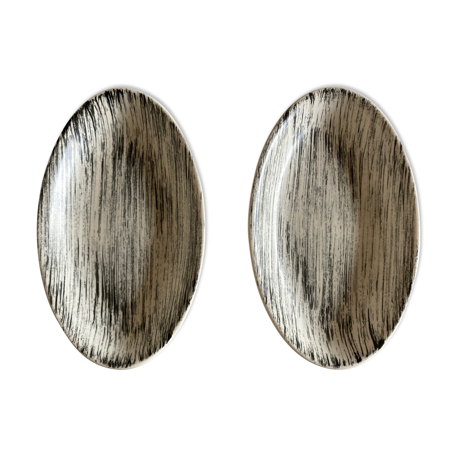 Pair of Bazas dishes from Salins 1960