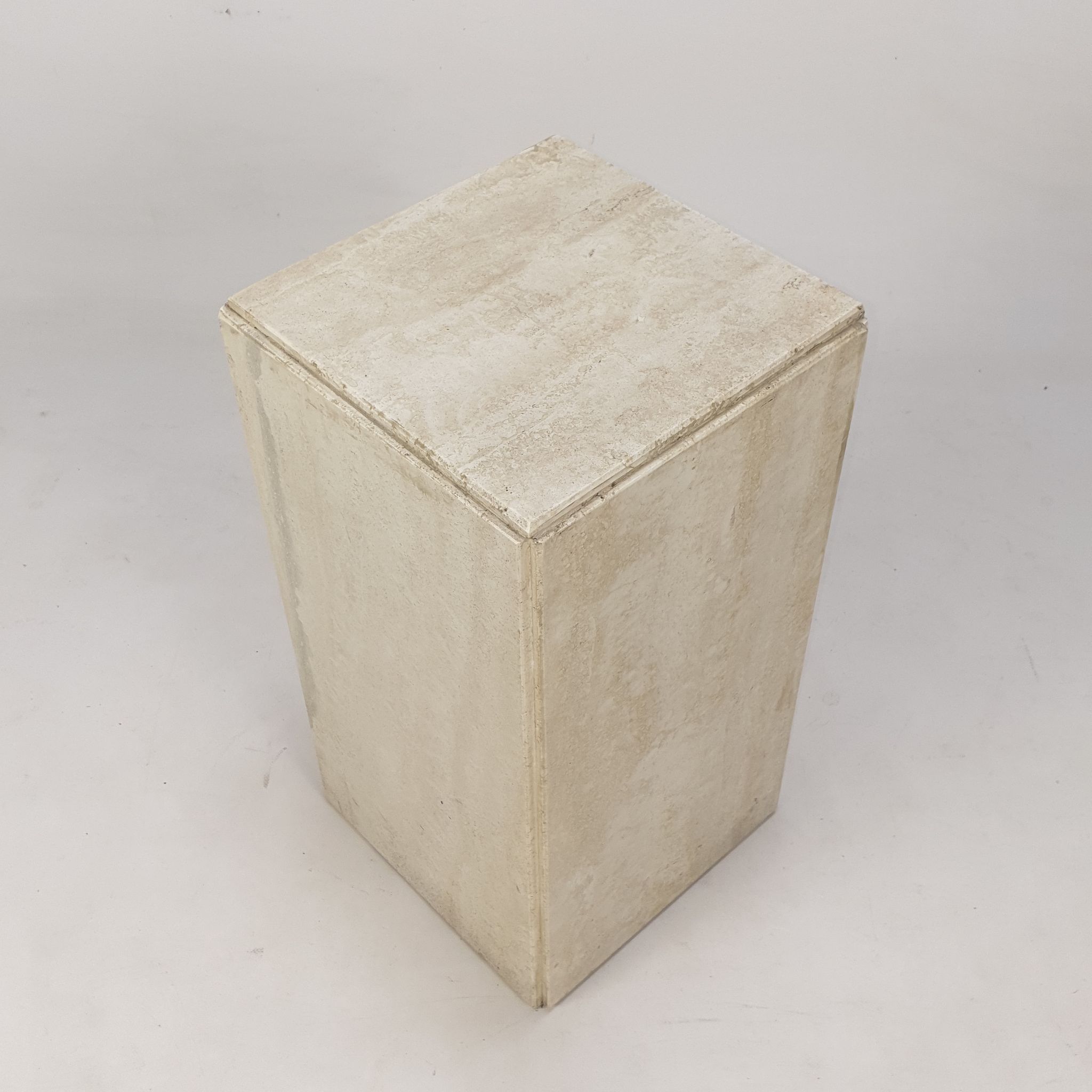Italian travertine side table or pedestal, 1980's