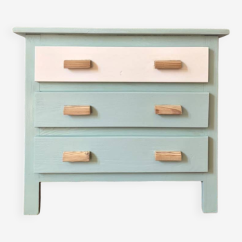 Small 3 drawer chest of drawers