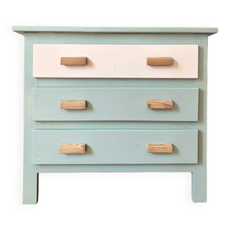 Small 3 drawer chest of drawers