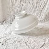 Art Deco saucer globe in white opaline