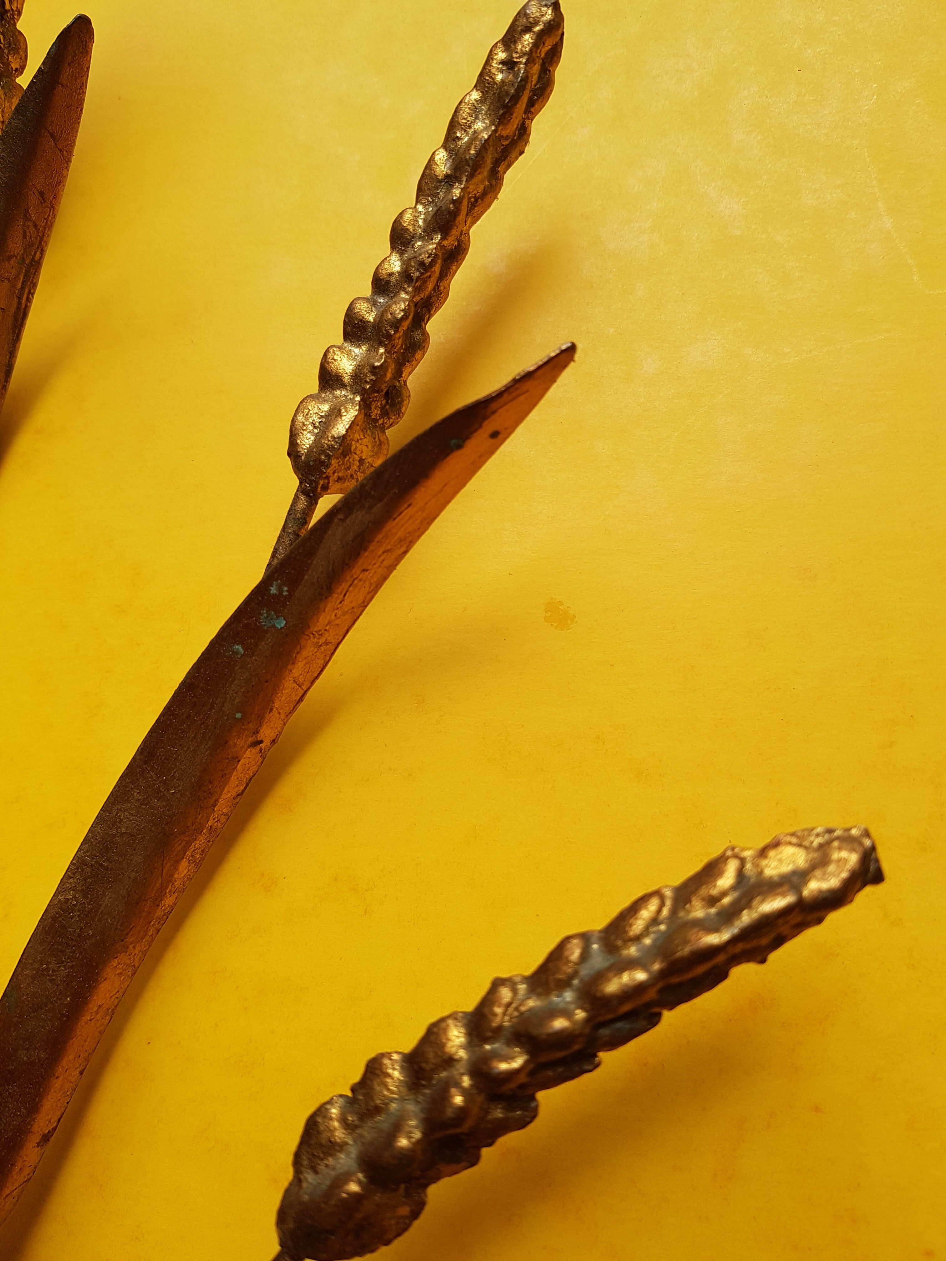 Pair of "wheat ear" gold metal sconces