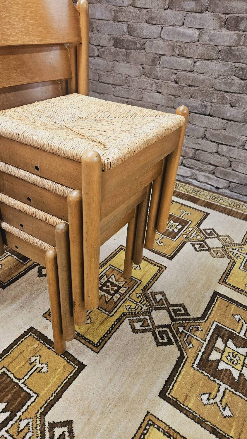 4 straw chairs in the vintage Charlotte Perriand 1970 style