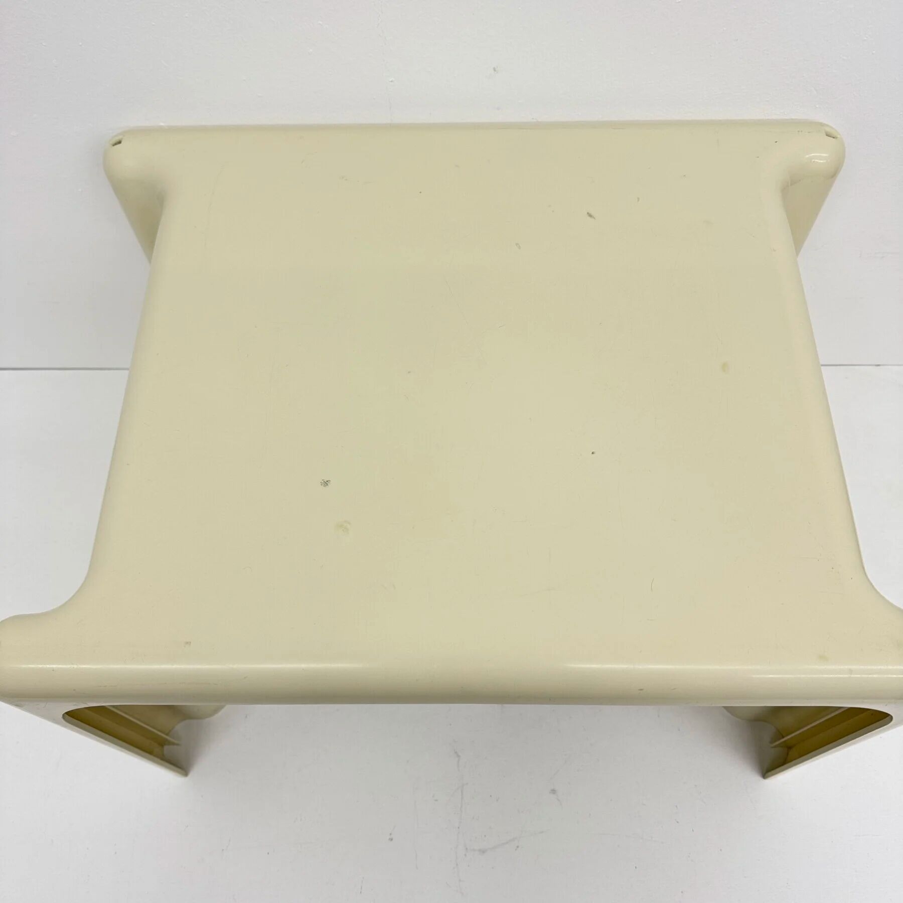 Italian modern plastic side table by Giotto Stoppino for Elco Scorze, 1970s