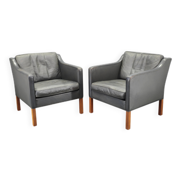 Pair of Leather Lounge Chairs by Børge Mogensen for Fredericia 1970s