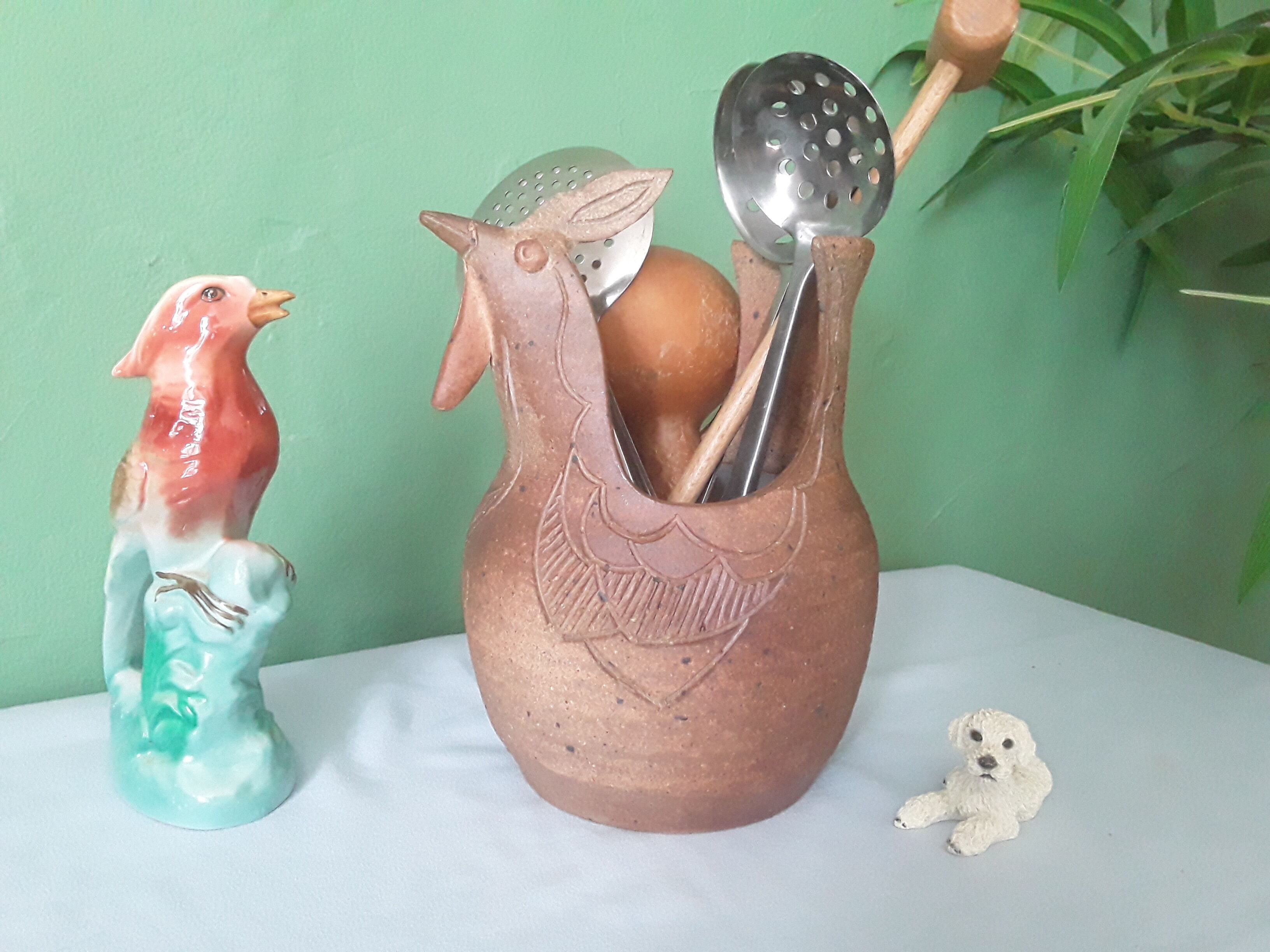 Vintage stoneware hen