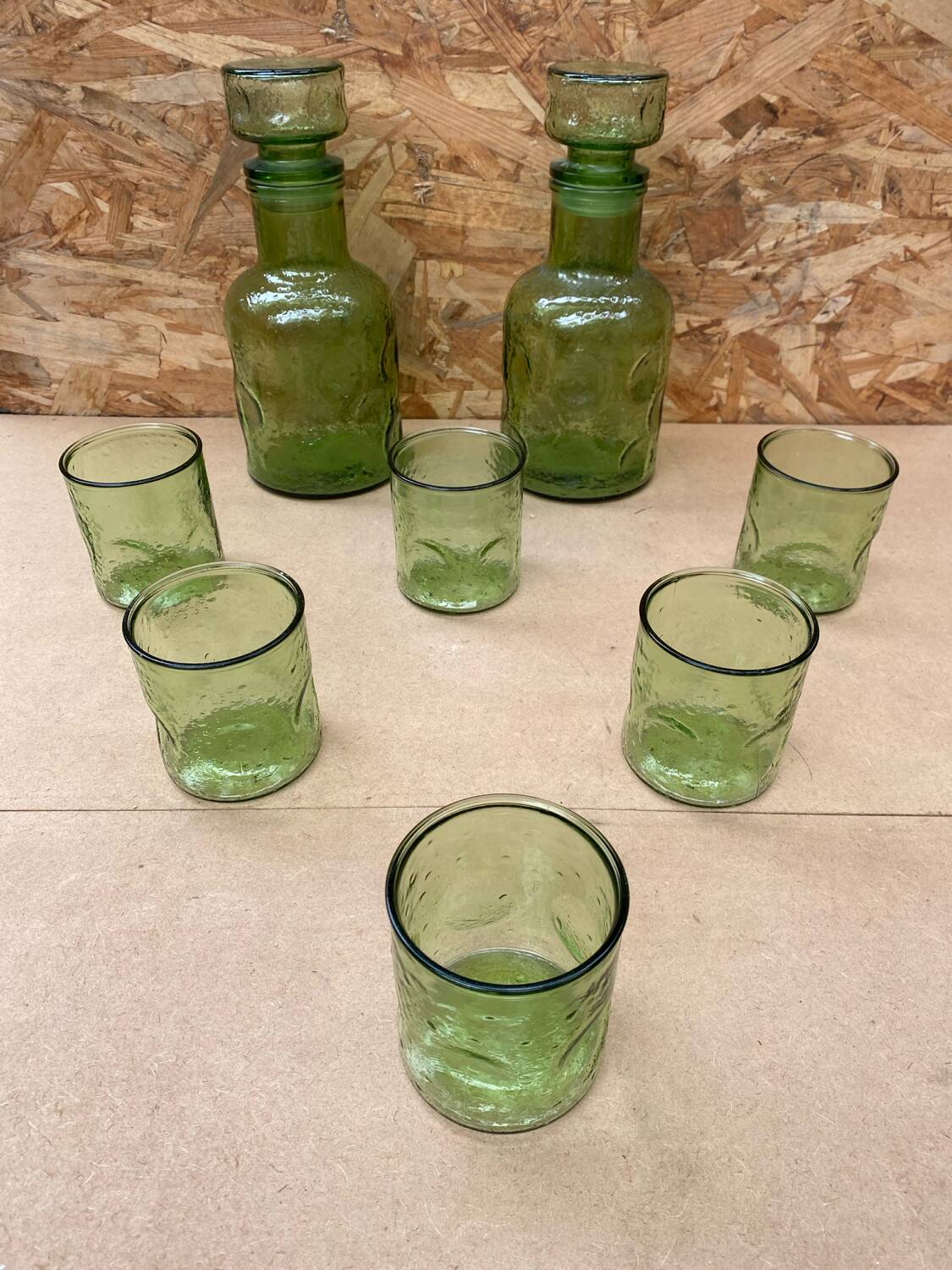 Old Orangeade Carafe Service + 6 Green Molded Glass Glasses 1970 Vintage