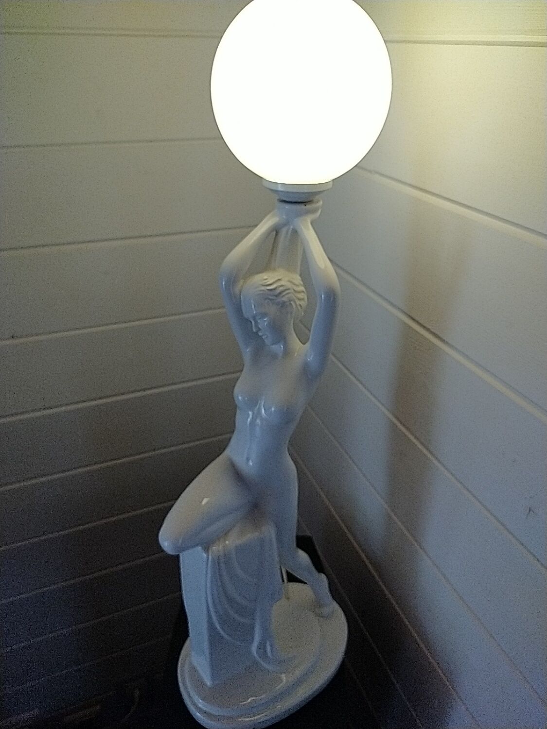 1970s lamp. Nude Art Deco style. 67cm.