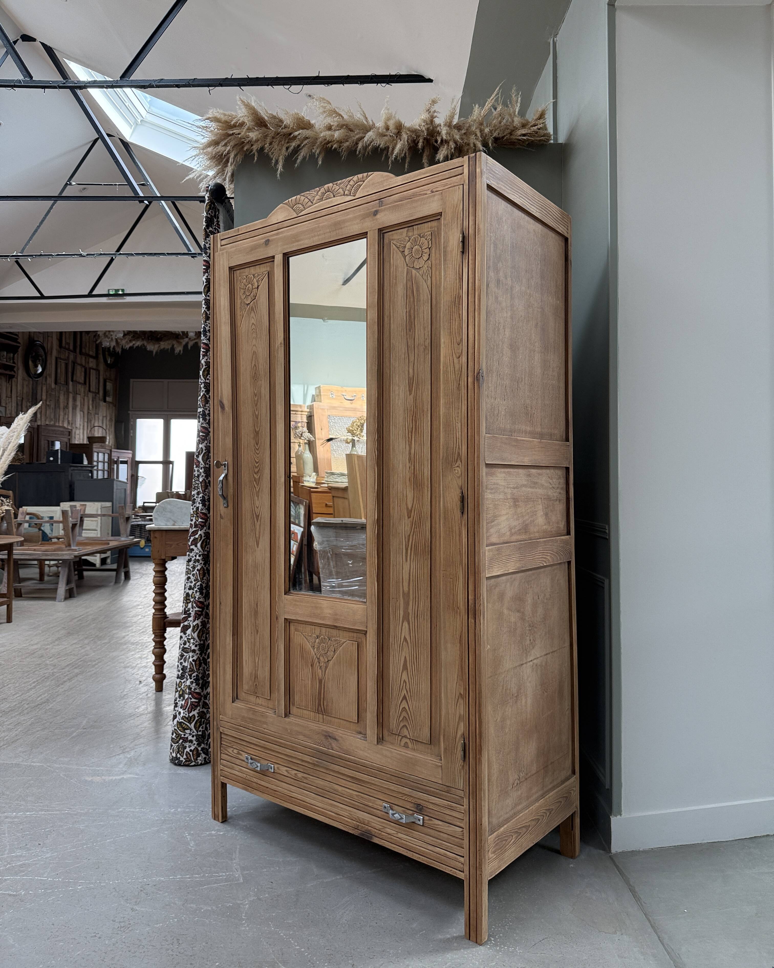 Large Art Deco wardrobe (renovated)
