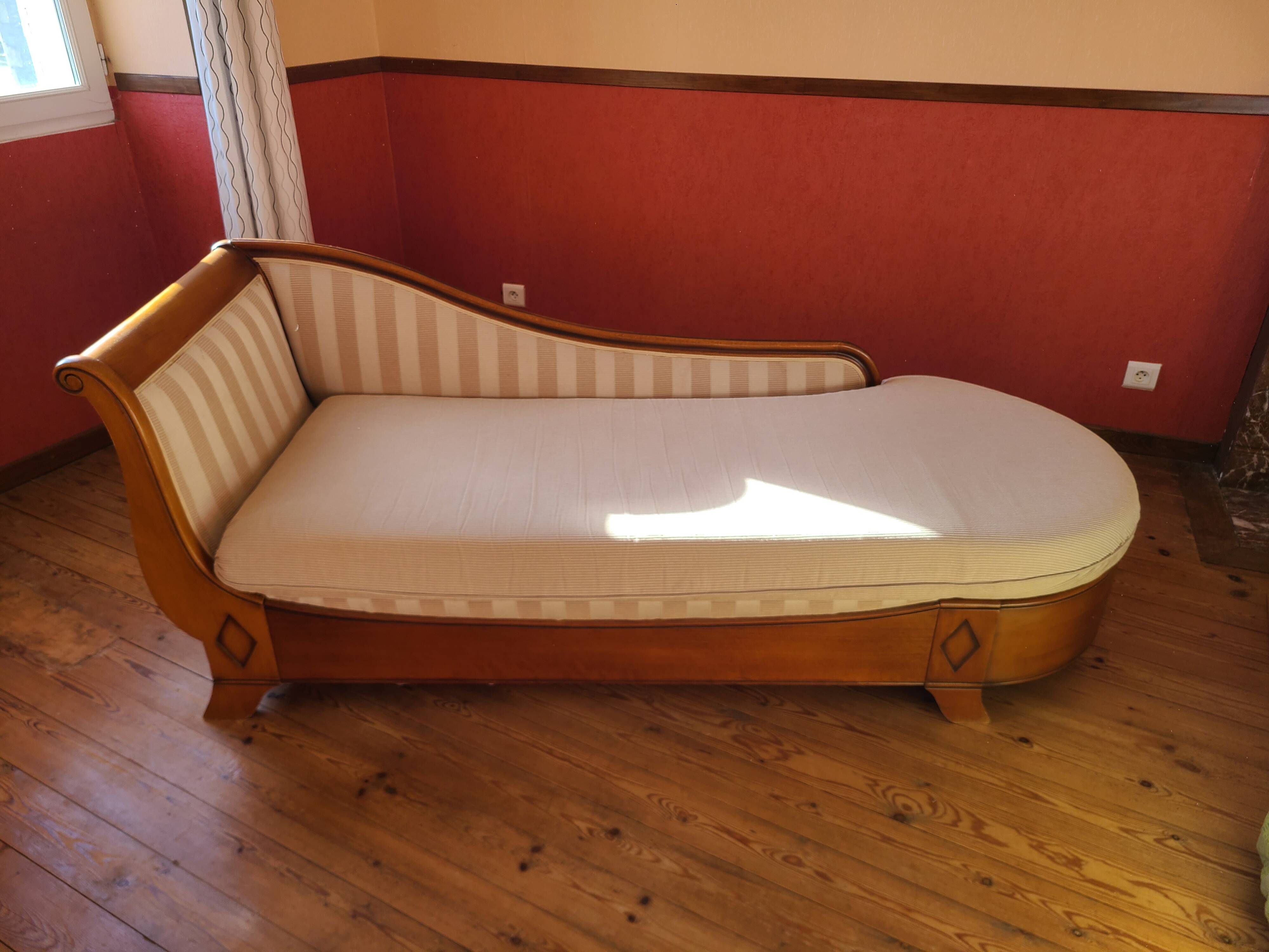Convertible chaise longue