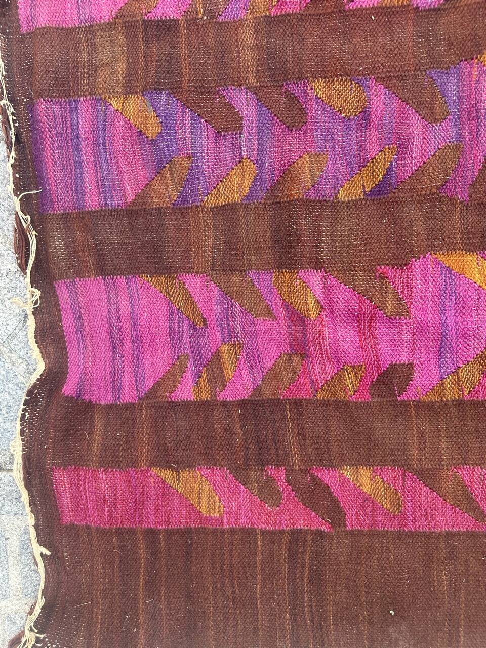 Vintage scandinavian rug from the 70s, hand-woven