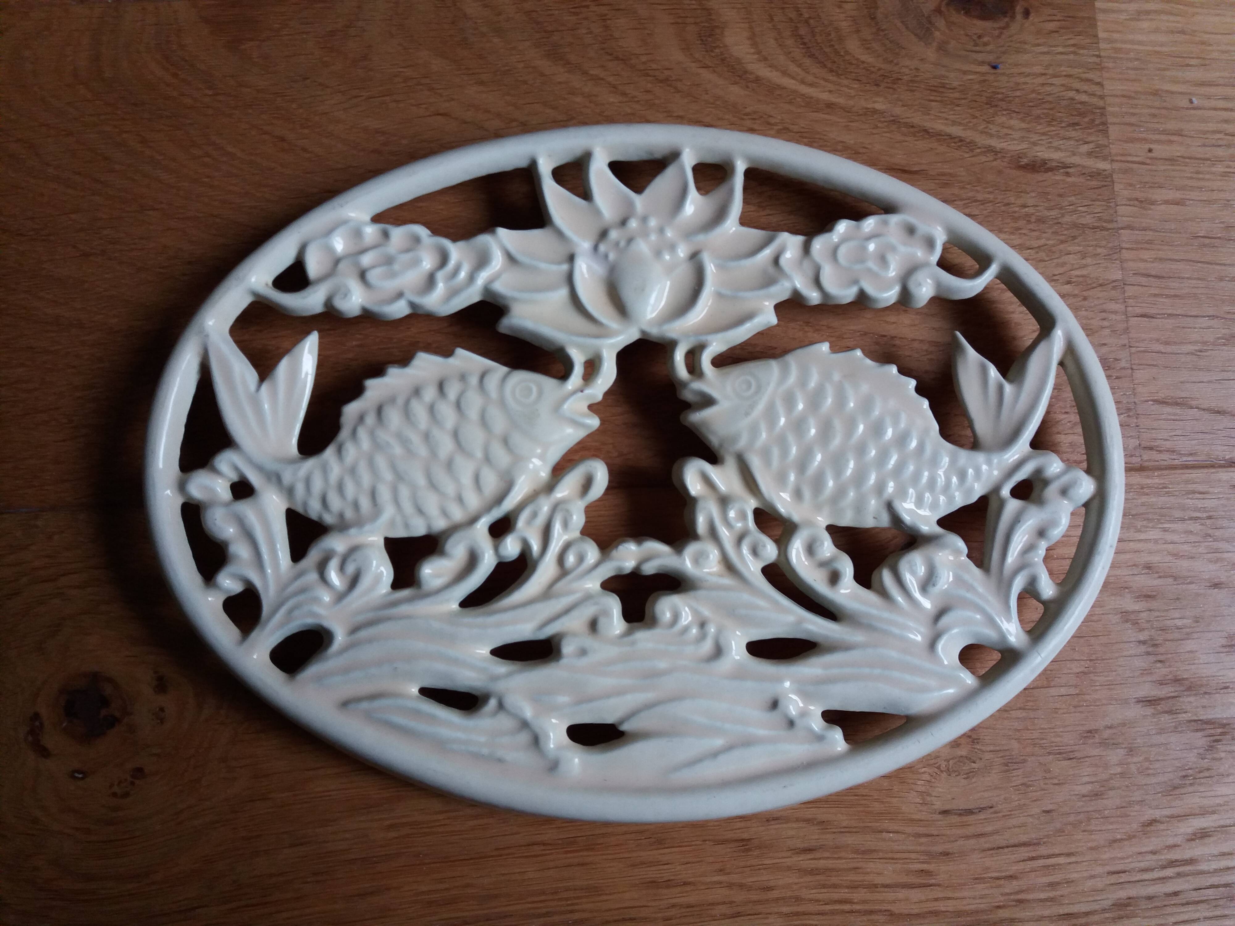 Cast iron fish trivet