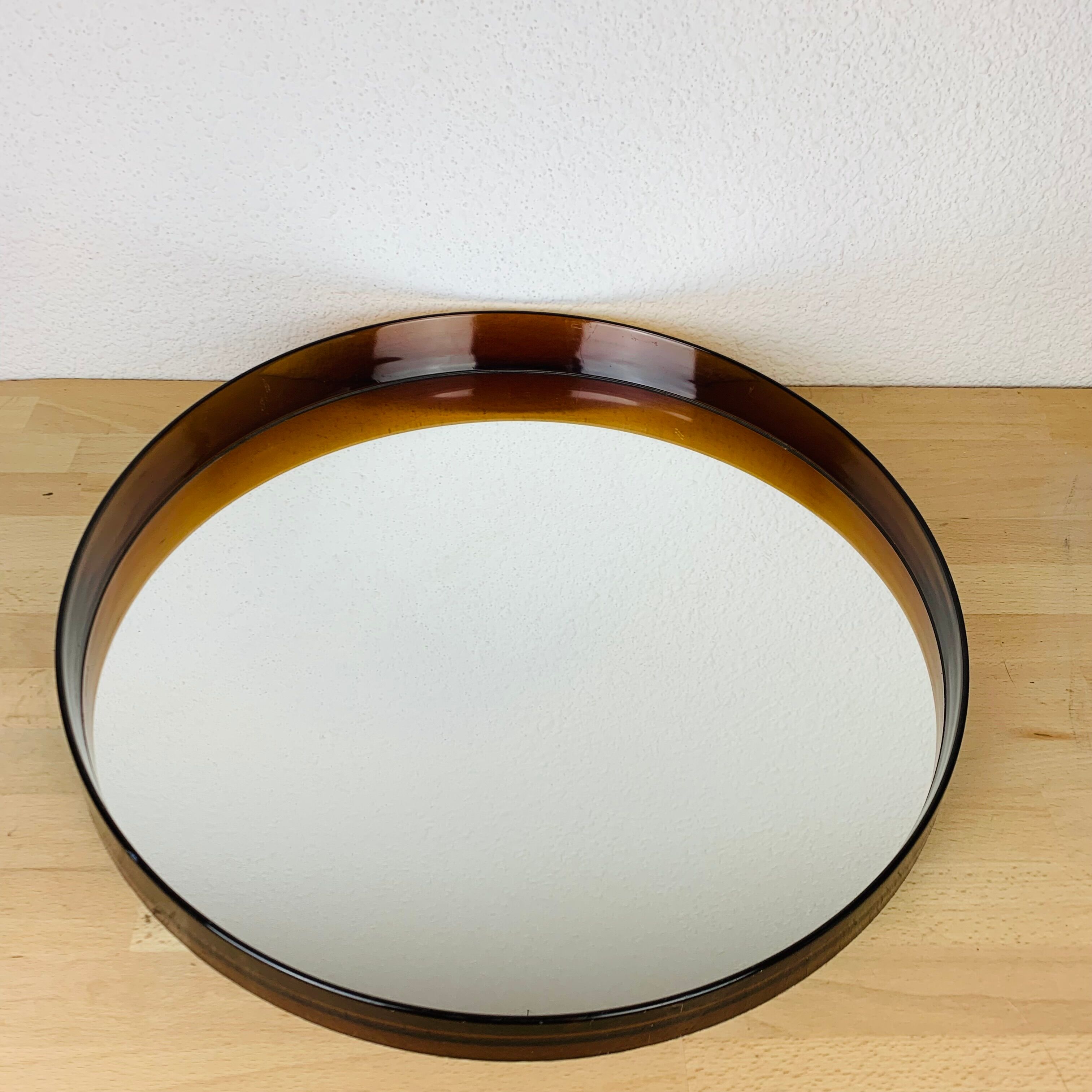 Syla 710 round mirror amber strapping