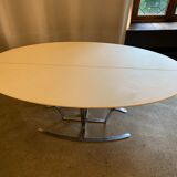 Tables ovale cuir blanc et inox matrix avec surpiqure centrale