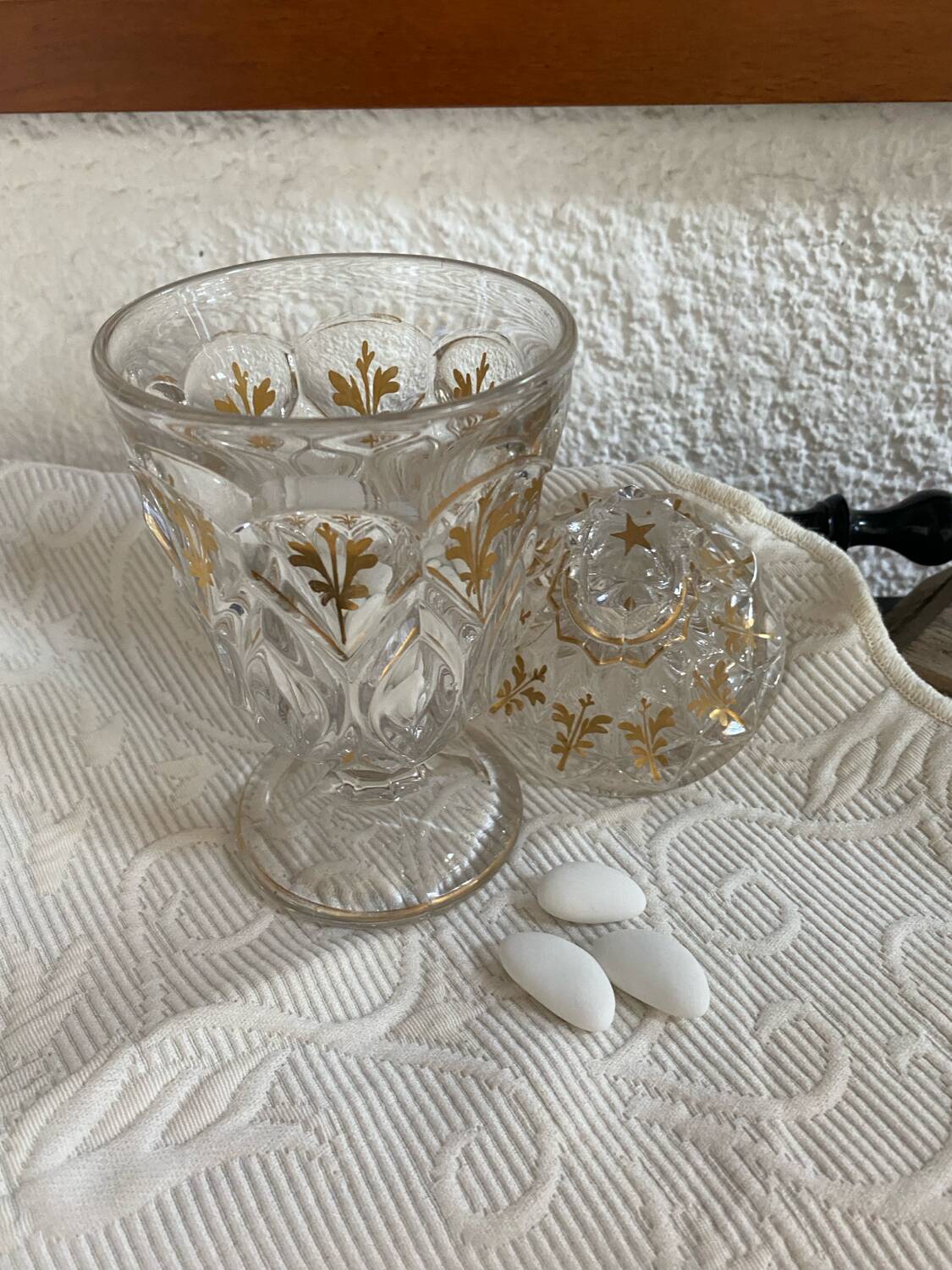 Drageoir ou bonbonnière en cristal ancien
