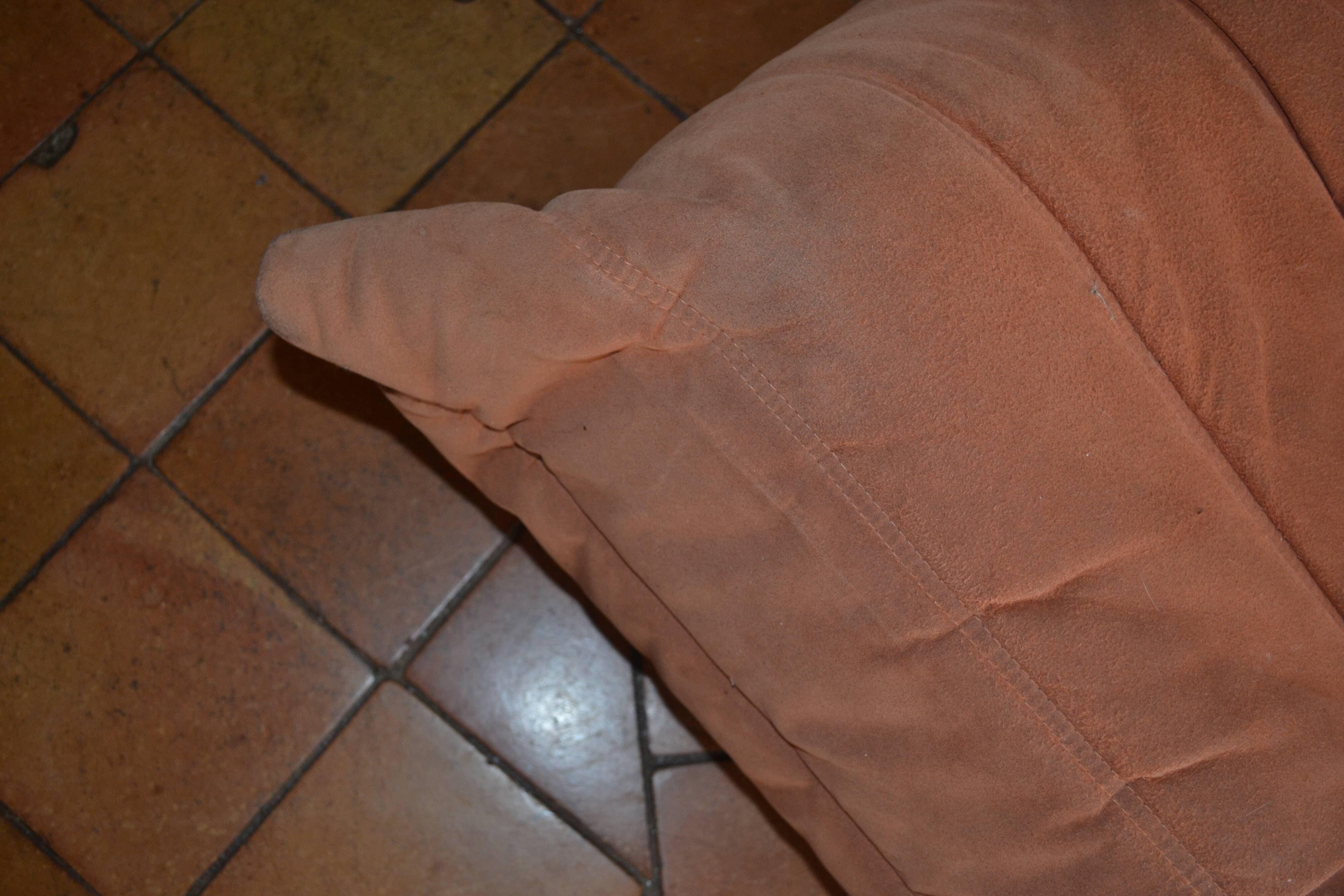 Togo alcantara sofa Micel Durcaroy