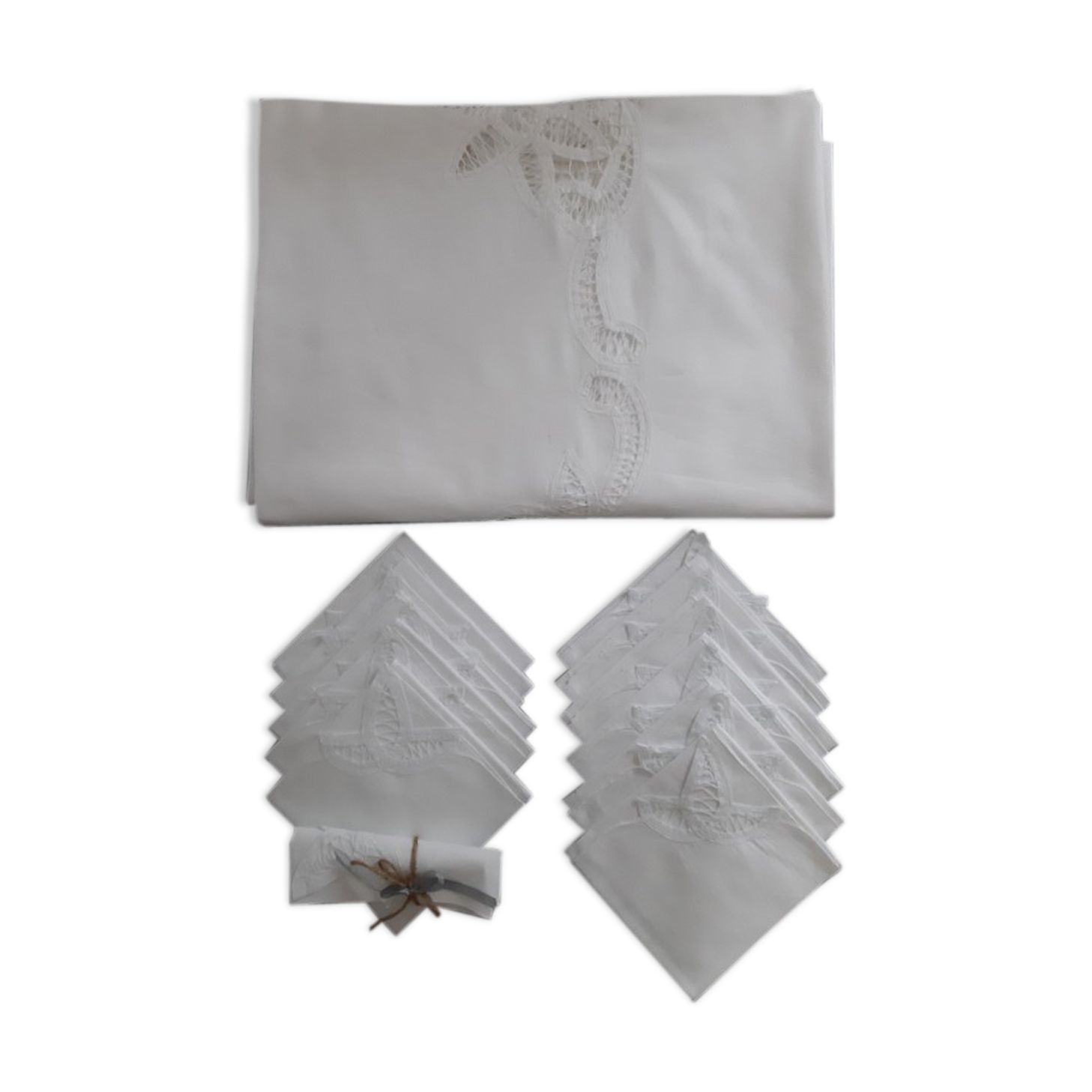 Old tablecloth and 12 towels