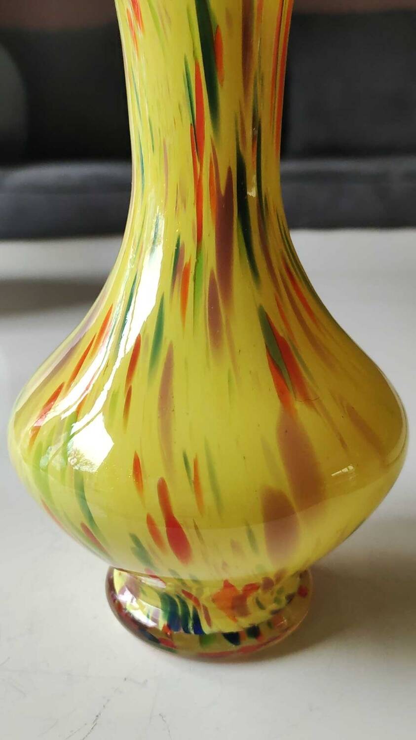 Murano style blown art glass ball vase. Speckled, corolla neck/22 cm