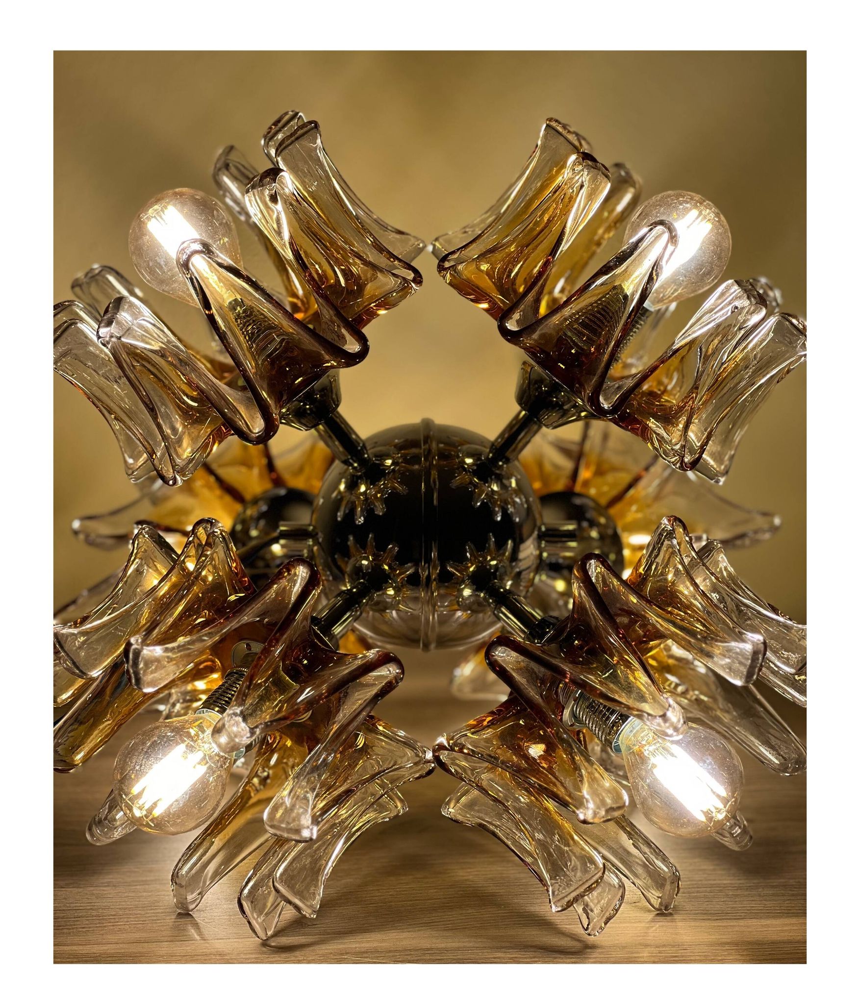 Lustre Sputnik Mazzega, années 1970