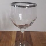 4 verres à liqueur à pied