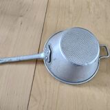 Aluminium strainer