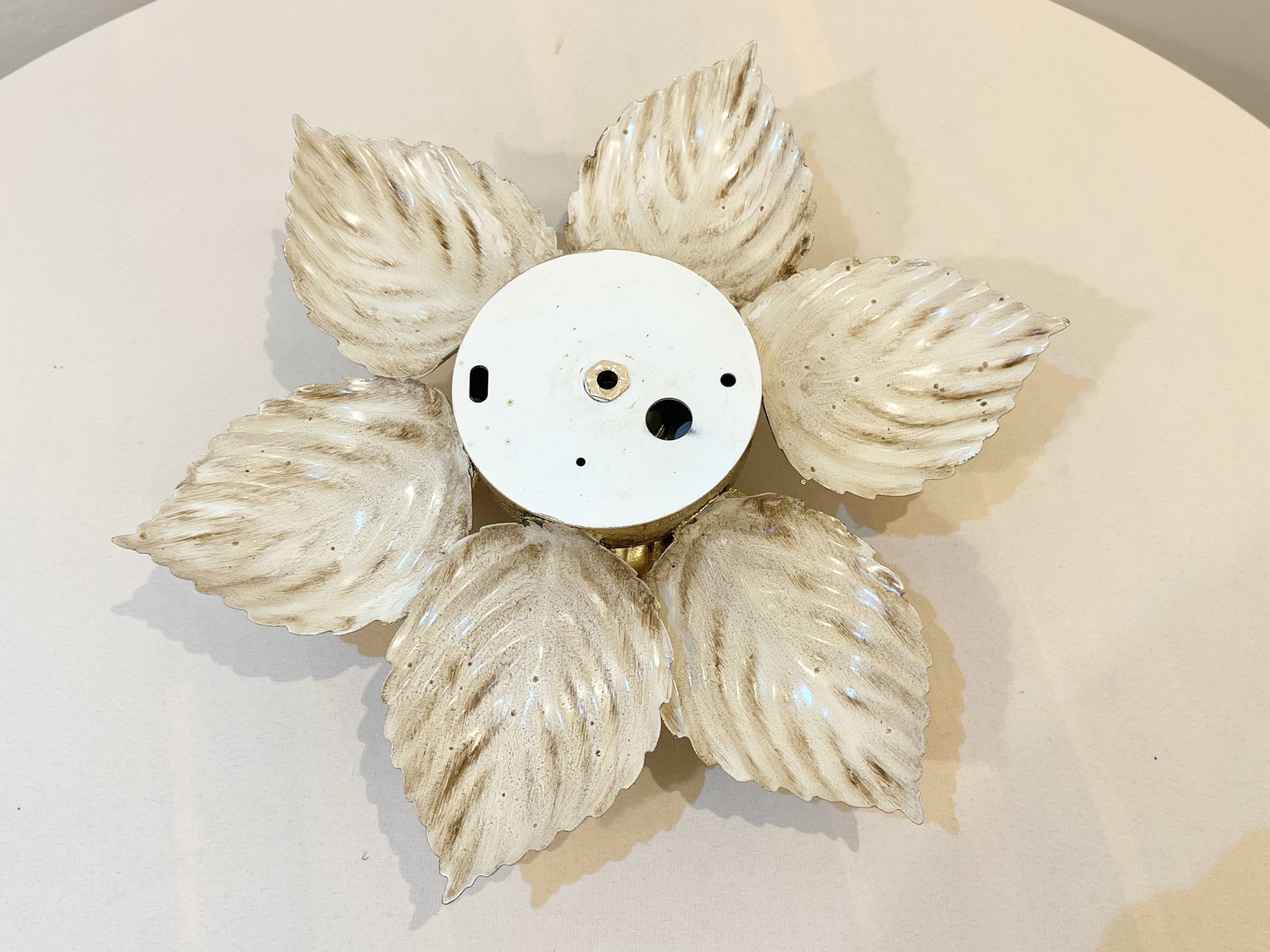 Masca 1970s 1980s Hollywood Regency Gold Leaf Metal Flower Wall Sconce