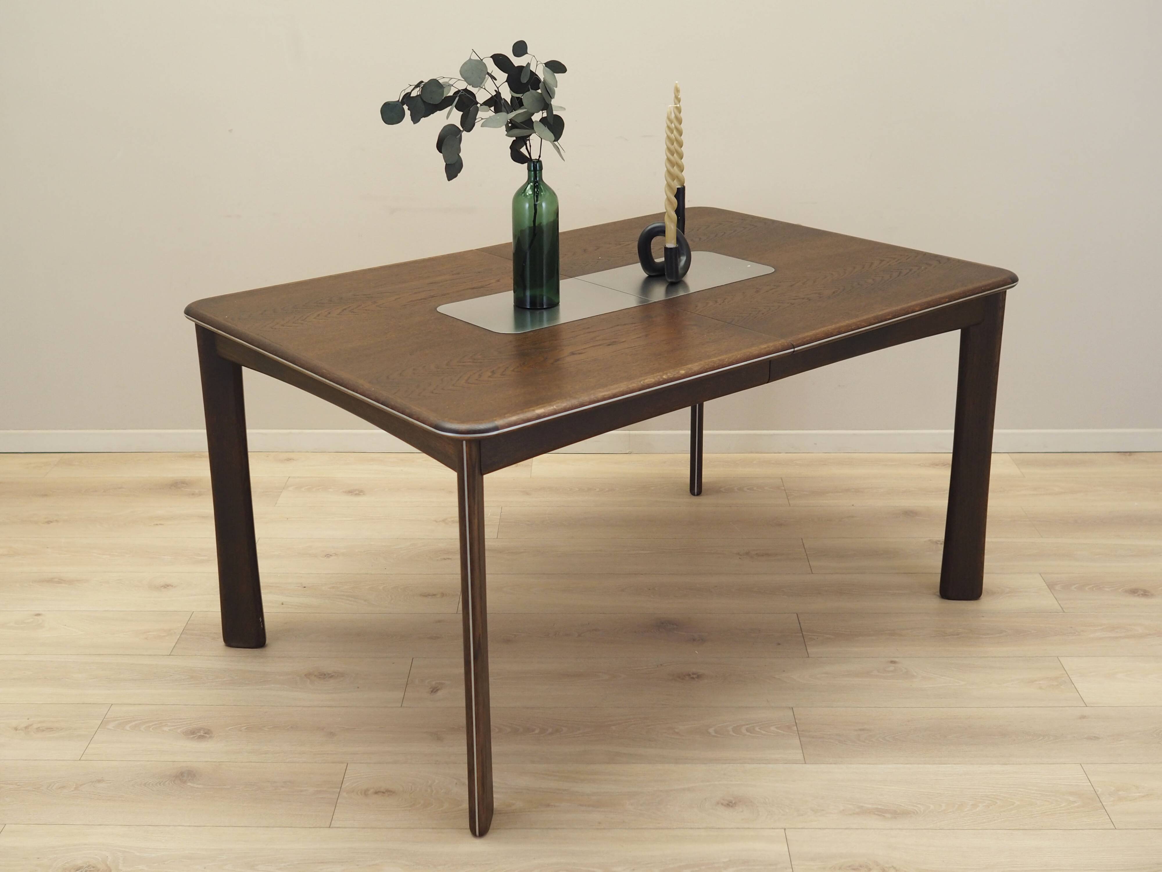 Oak table, Danish design, 1970s, manufacturer: Uldum
