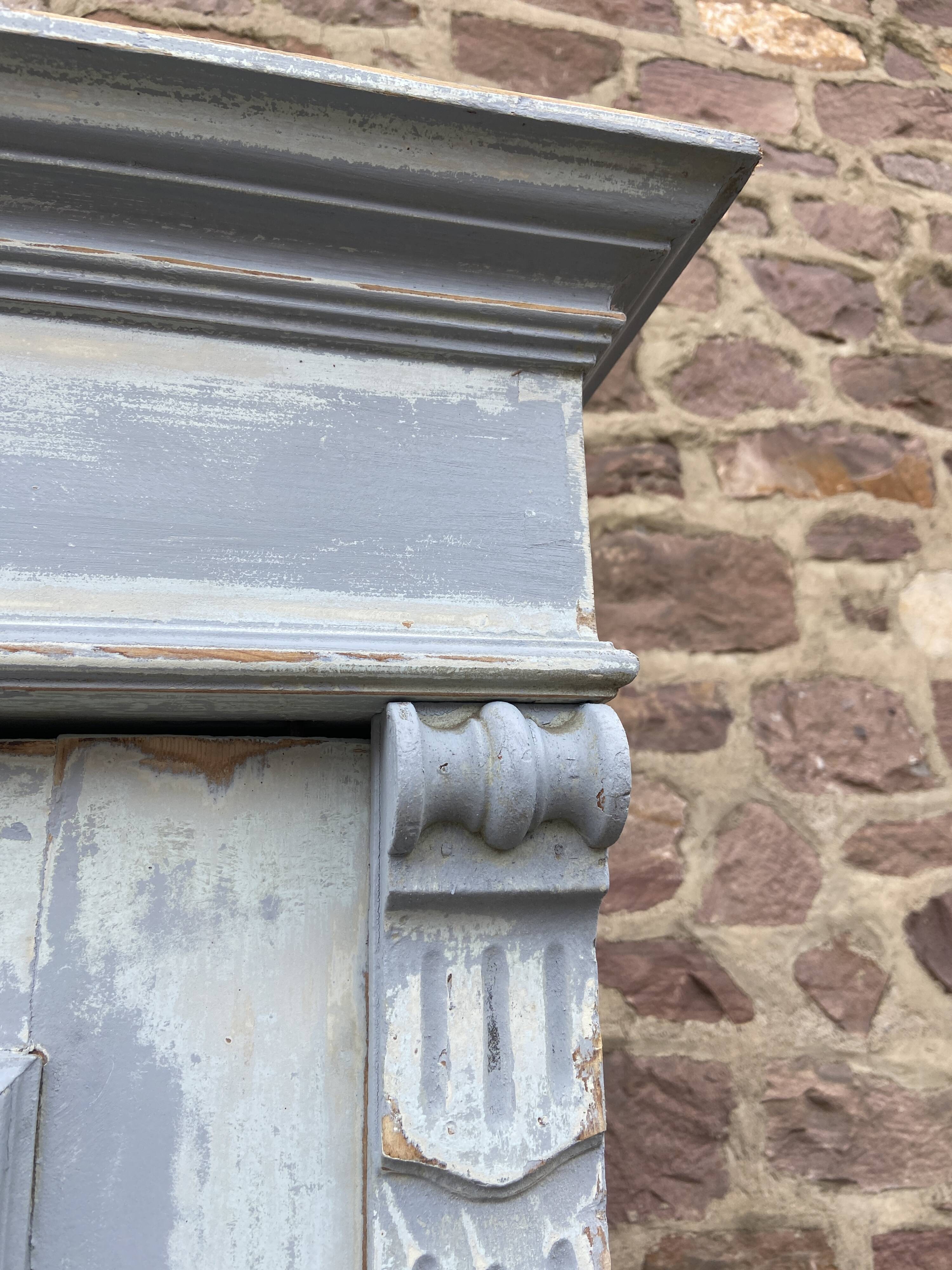 Rustic Alsatian cabinet late 19 Eme painted fir