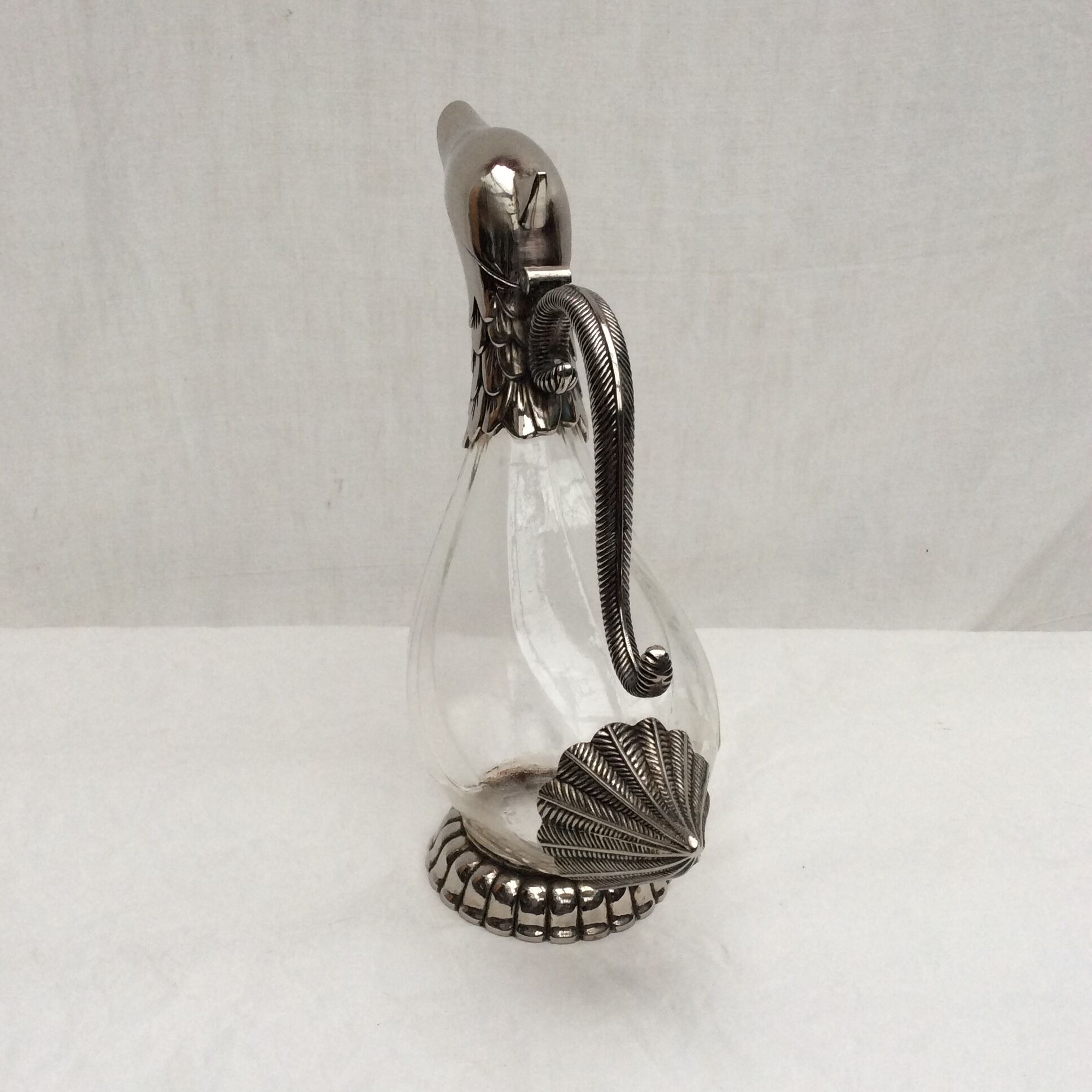 Carafe -duck in silver metal and glass signed