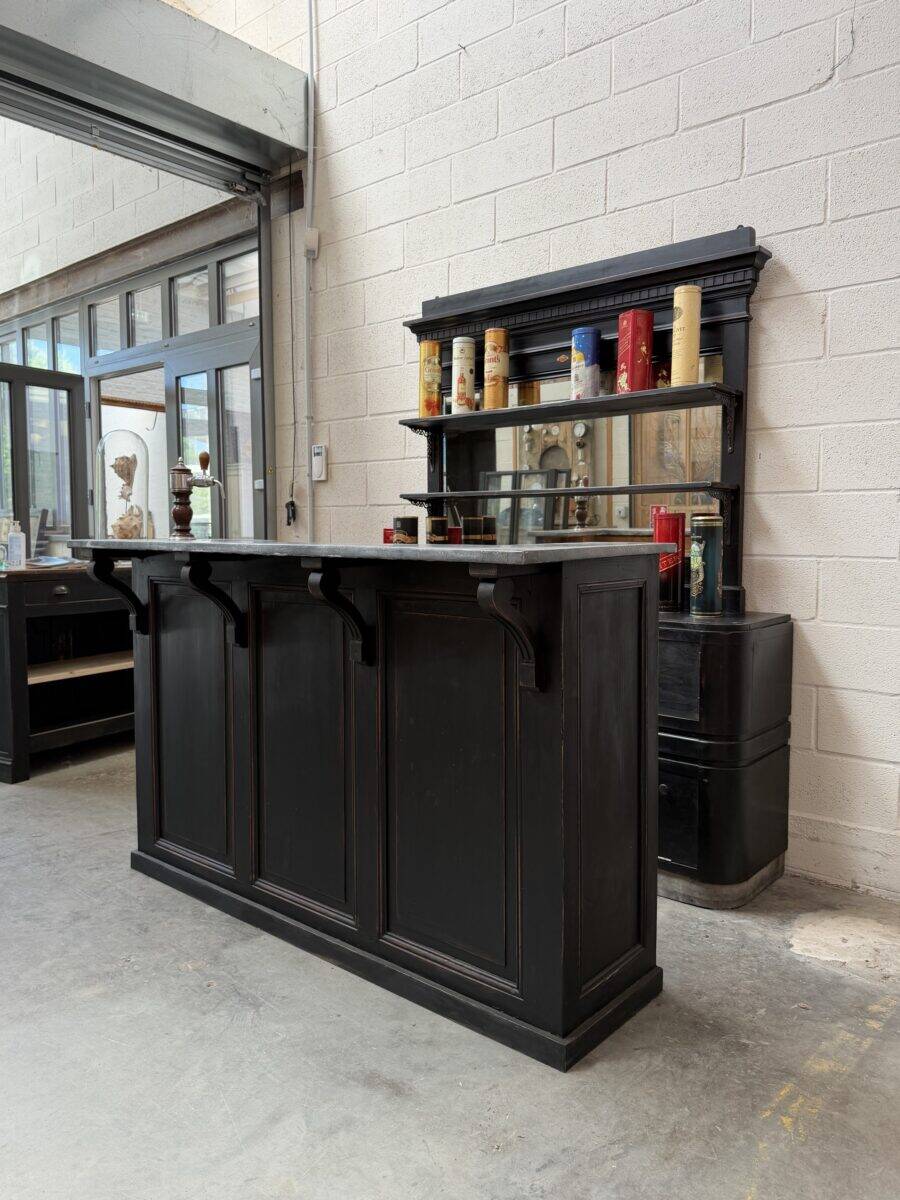 Ensemble de bar 1920