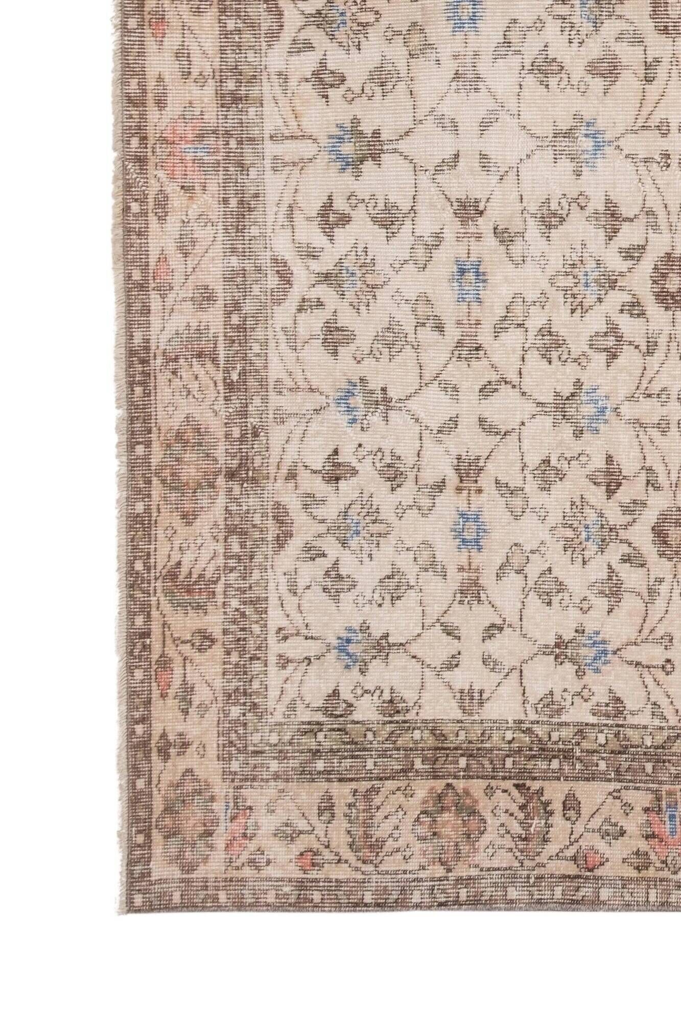 Vintage Turkish Oushak rug 212x321 cm