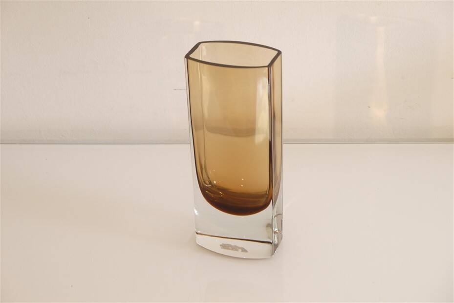Vintage Scandinavian vase in amber glass 1970